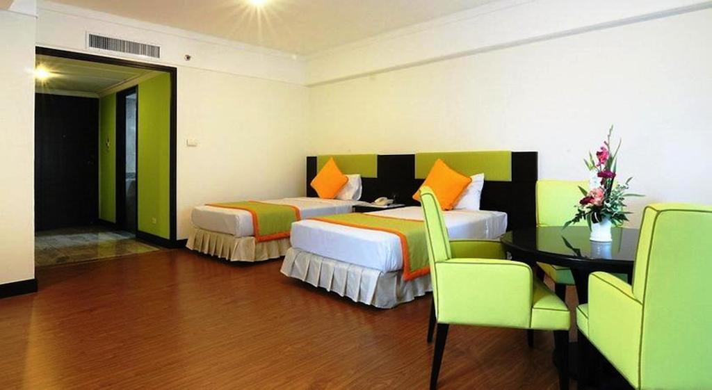 Karnmanee Palace Hotel Bangkok Esterno foto