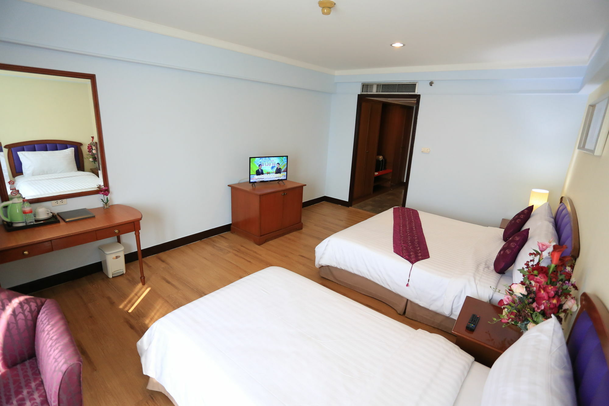 Karnmanee Palace Hotel Bangkok Esterno foto