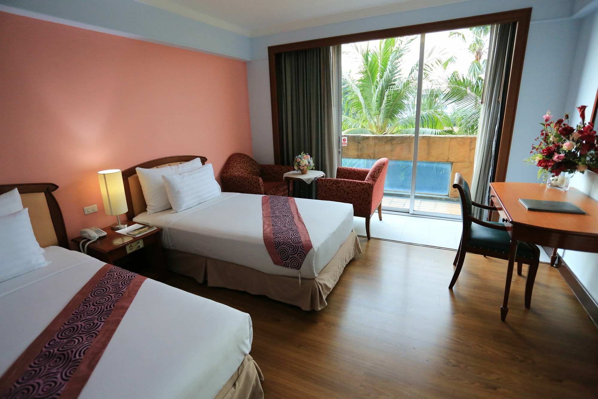 Karnmanee Palace Hotel Bangkok Esterno foto
